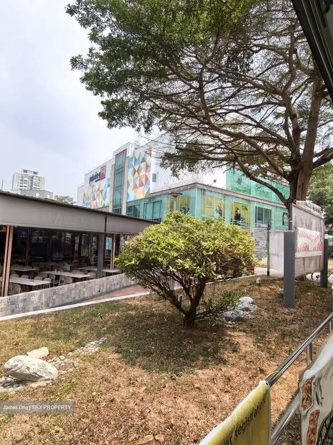 Ang Mo Kio Avenue 8 (D20), Retail #613748611